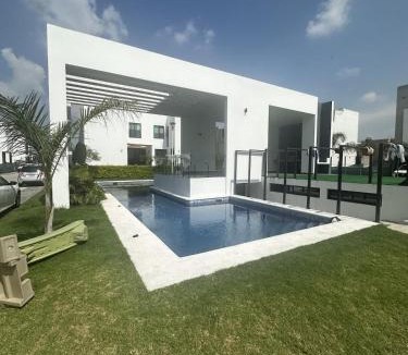 San Agustin House | Casa en coto priv 8 personas con estacionamiento