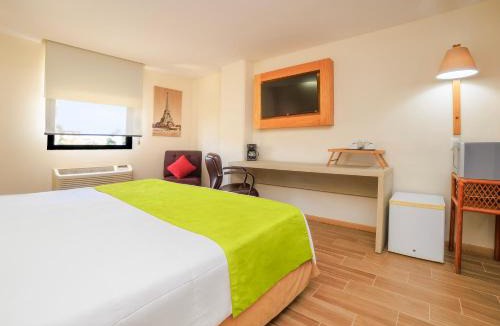 Poza Rica Hotel | OYO Paris Fc Express, Poza Rica de Hidalgo