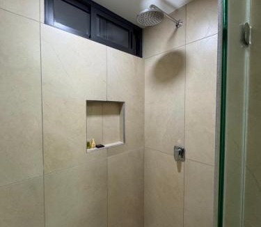Financial District Apartment | Monraz boutique loft a un lado de el consulado de EU