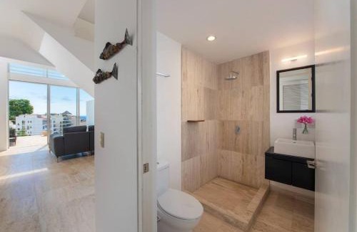 Romantic Zone Apartment | Panoramic Views, Private Pool, near Zona Romantica