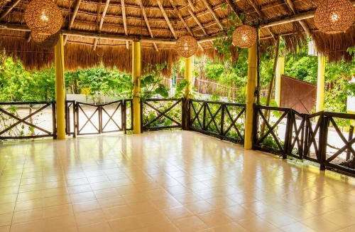 Lazaro Cardenas Apartment | Casita de Jungle