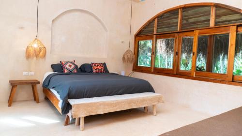 El Cuyo Villa | Villa Hydra Private Villa with Rooftop Pool