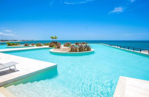 Progreso Municipality Apartment | Splendid 3BR beachfront villa for 9 Yucalpeten Marina Resort