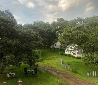 Villa del Carbon Resort | GlampingWoodzen