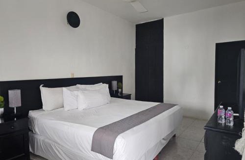 Celestun Hotel | Casa del Viento Celestun