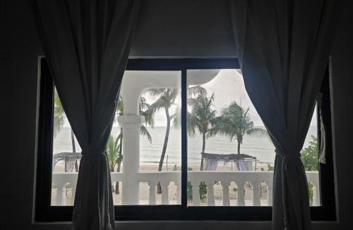 Celestun Hotel | Casa del Viento Celestun
