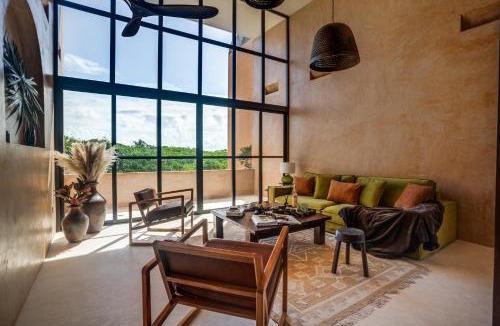 Isla Holbox Villa | Coco Lou - Private Villa with Rooftop Pool