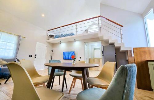 Cardonal Ski Chalet | Blue House near Tolantongo Caves