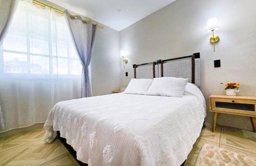 Cardonal Ski Chalet | Blue House near Tolantongo Caves
