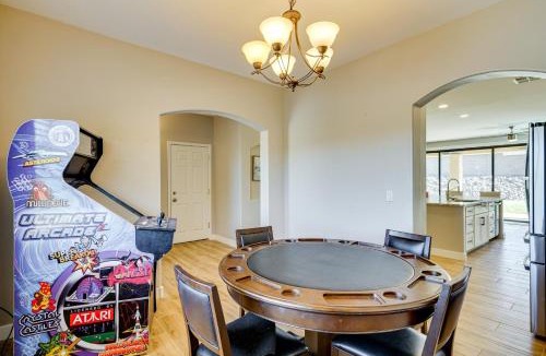 Spanish Trails Estates House | 8 Mi to Saguaro National Park: Family Home w/Yard