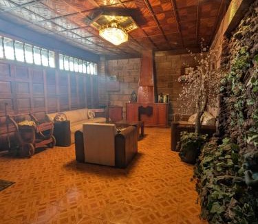 Tulantongo House | Casa Quijote