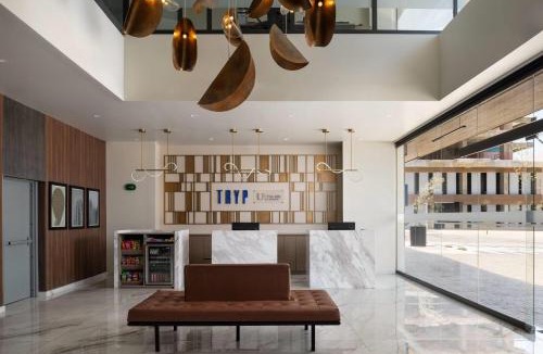 Ciudad Guzman Hotel | TRYP By Wyndham Ciudad Guzmán UTTSA