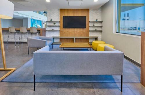 Mexicali Hotel | City Express by Marriott Mexicali
