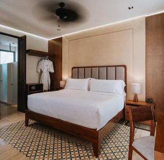 Zona Paseo Montejo Hotel | Kahal Hotel Adults Only - Paseo Montejo