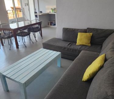 Lazaro Cardenas Apartment | Large and comfy apartment, near DT and Principal Beach!
