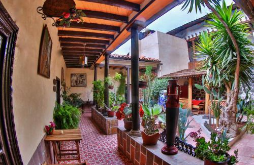 El Oro Hotel | Hotel del Carmen