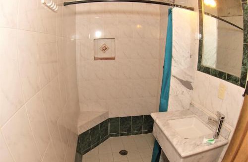 Mazamitla Hotel | Hotel Cabaña Los Ruiseñores
