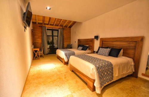 Zitacuaro Hotel | Hotel Casa Iturbe