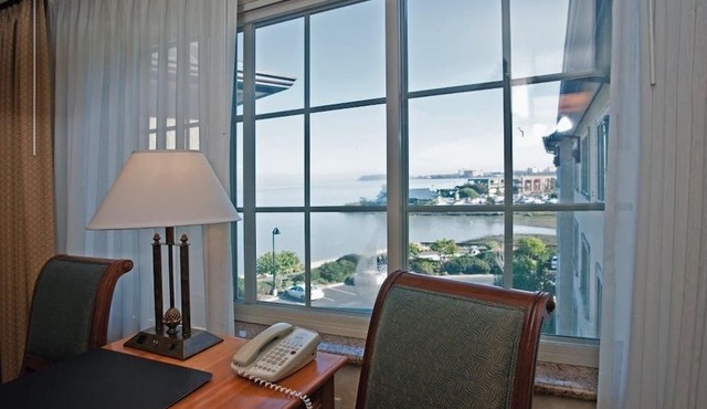 Bay Landing San Francisco Airport Hotel