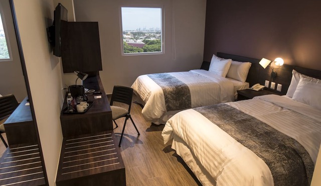 Lithio Hotel