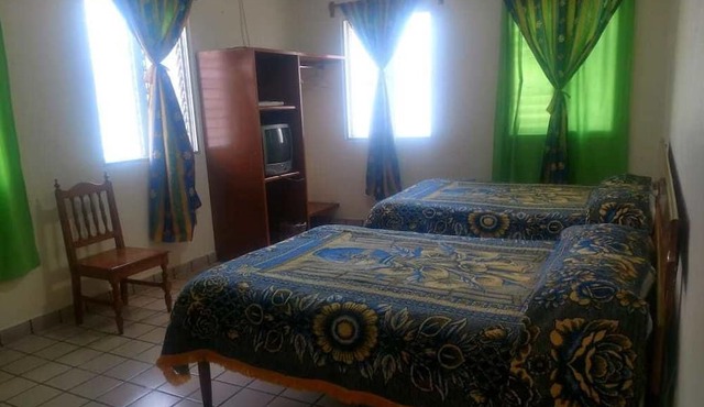 Hotel Monarca