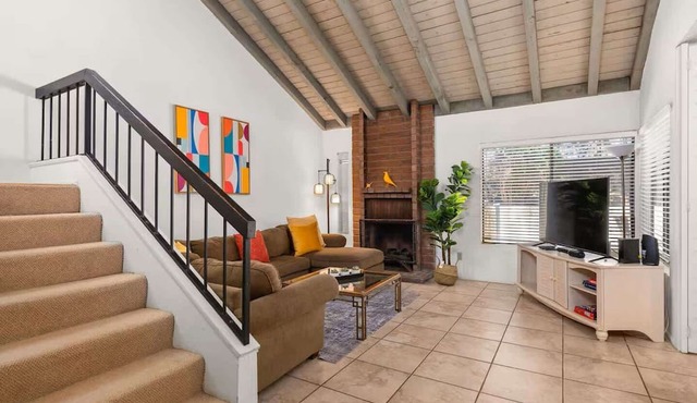 @ Marbella Lane - Gem w/Outdoor Fun Pool & Trails