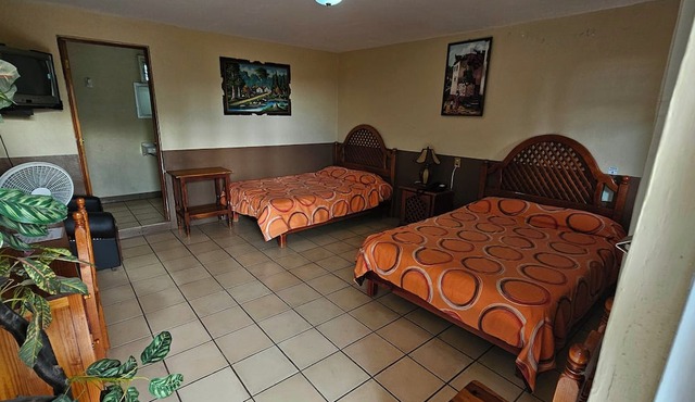 Hotel y Cabañas Manolo