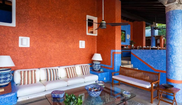 Lujosa Casa de 4 Recámaras con Alberca