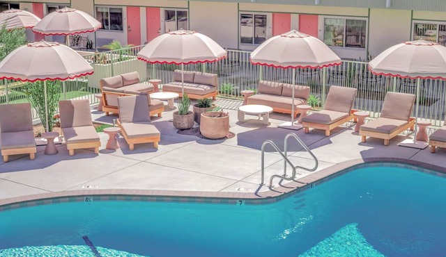 City Center Hotel by Kasa in Long Beach
