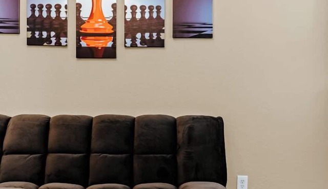 6BR Gilbert Retreat: Pool, Hot Tub, Game Room