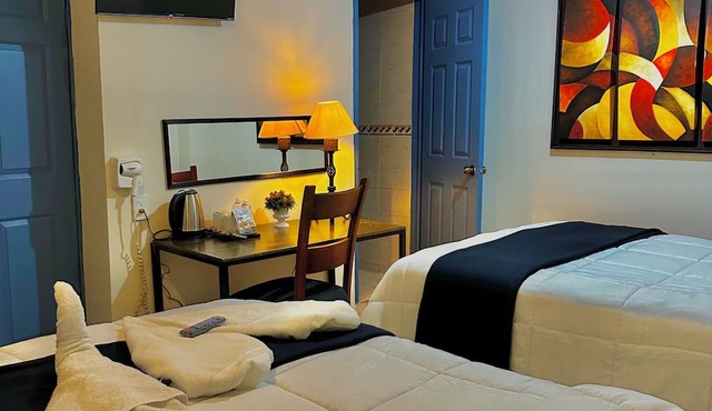 Hotel Mesón Velasco