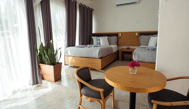 Buena Vista Oceanfront & Hot Springs Resort