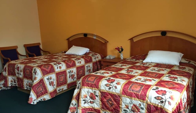 Deluxe Inn in Indio