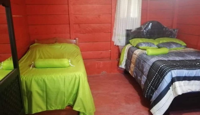 Farm Lodge la Cabaña