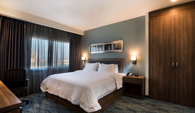 Hampton Inn & Suites by Hilton Salamanca Bajio