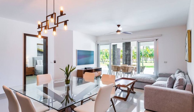 402N Casa Lucerna (2-Bedroom Apartment) with Pool - Handicap accessible by RedAwning