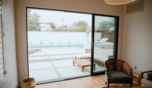 Desert Hues - A Private & Spacious Retreat w/Pool