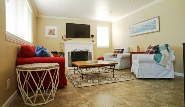 Downtown Palo Alto/Stanford 2 Bdrm