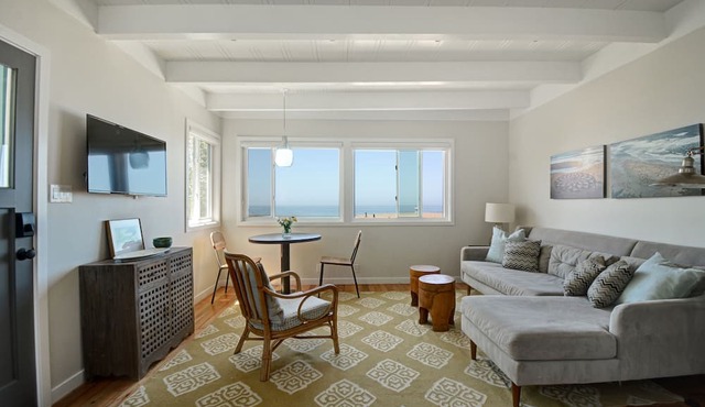 Oceanfront At Stinson - Relax And Refresh
