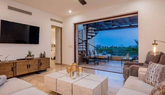 Palmilla Dunes 3BR Condo with Luxury Golf Cart