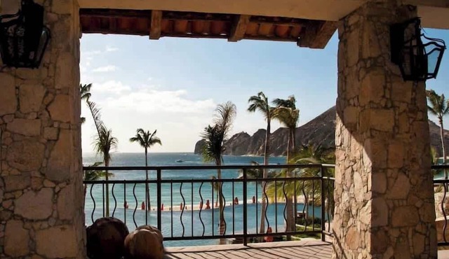 Luxury Cabo San Lucas: 2BR Hacienda Beach Club Residence
