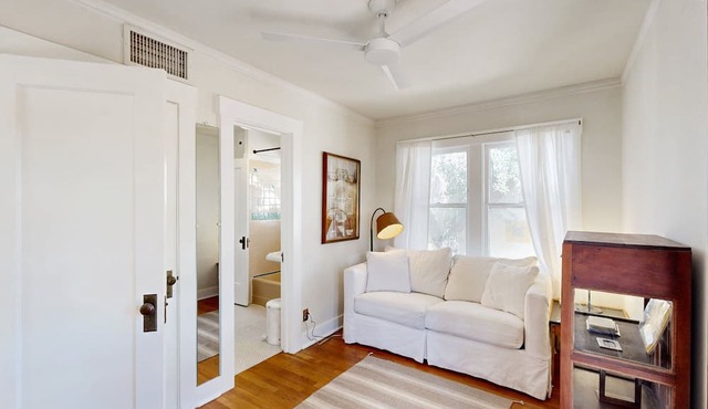 Historic Pueblo Home w/yard and patio, modern kitchen - Sam Hughes neighborhood