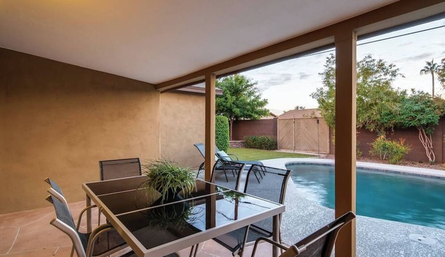 Large 4BR Pool Home Near Old Town, ASU, Baseball