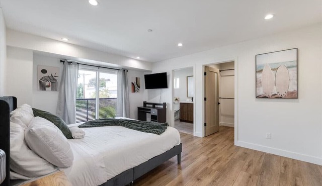 L.A Haven Spacious Townhome