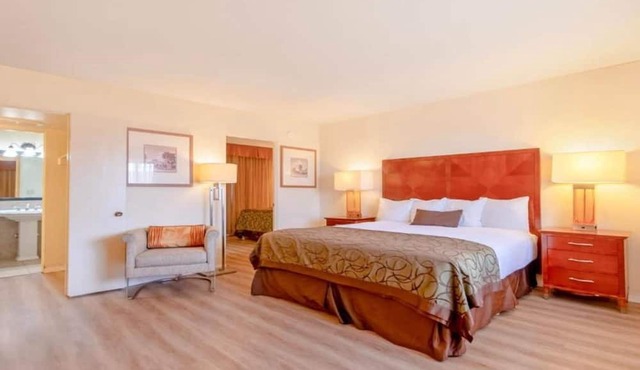 1 King&1 Queen Suite|Nsmk