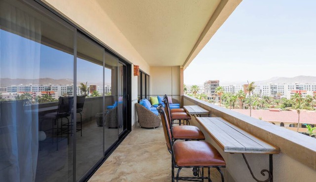 A-601 Enjoy Your Vacation In This Beautiful Remodeled Condominium!