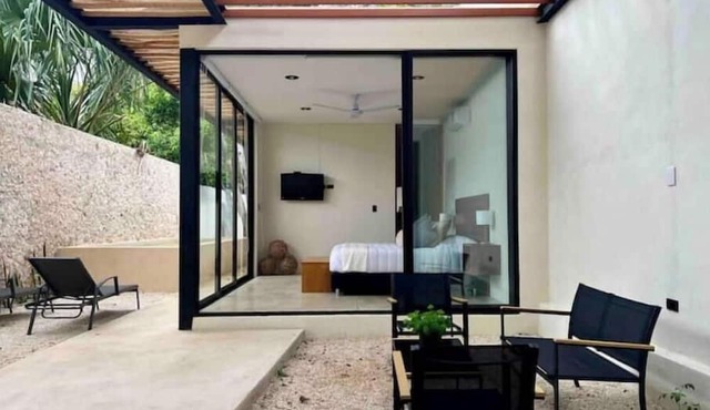 Casa Álamo in Downtown Merida, pool, 2 br