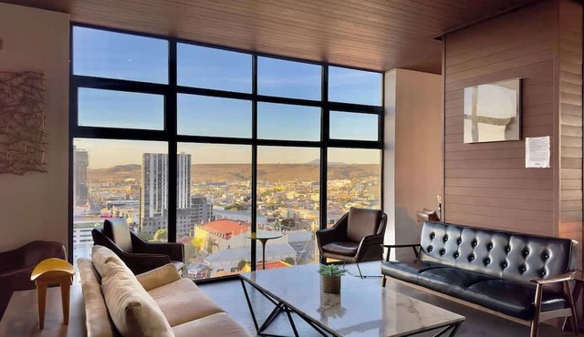 Downtown TJ Ave Revolucion 1BR Suite 10th floor