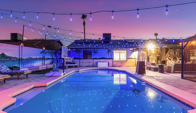 Perfectly centrally located with all the amenities imaginable. in Phoenix