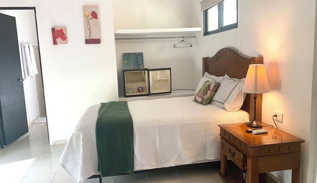 Cozy hotel suite in pleasant Homún with WiFi, AC